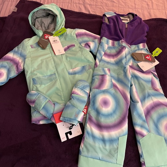 Spyder Other - NWT Spyder Girls jacket, ski bibs and gloves.